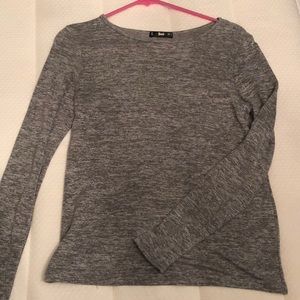 Long sleeve open back shirt